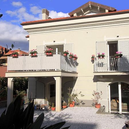 Guesthouse Villa Jung Bordighera Exterior photo